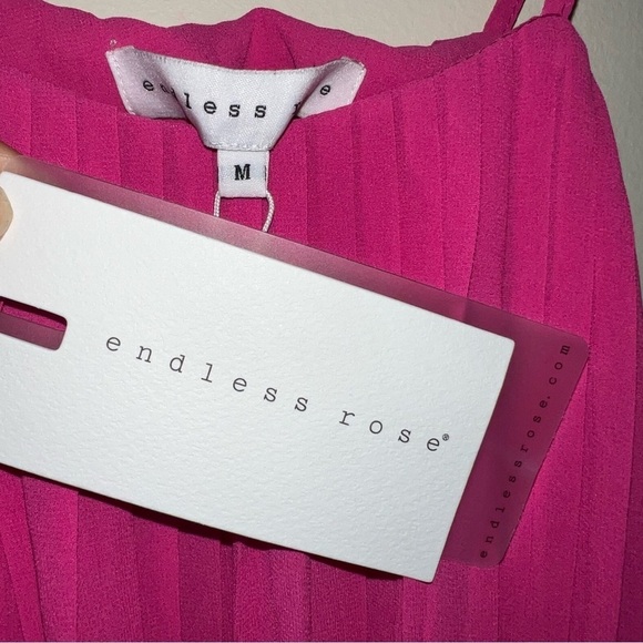 Endless Rose Pleats to Meet You Tie Top Magenta Size Medium NWT - Picture 5 of 12